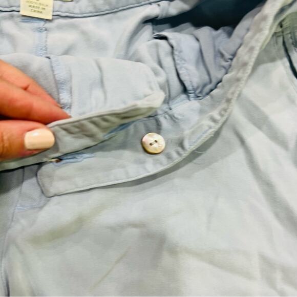 Tommy Bahama 100% silk size 8 shorts - Picture 3 of 9